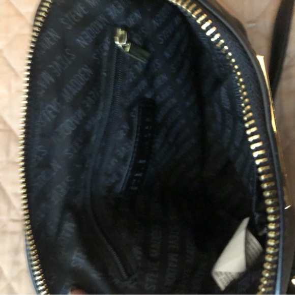 Steve Madden 48" crossbody shoulder strap Chain & leather Black zipper closure - Picture 5 of 6